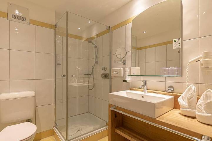 Ferienhaus für 2 Personen, mit Pool und Sauna sowie Garten und Balkon im Zillertal - 4