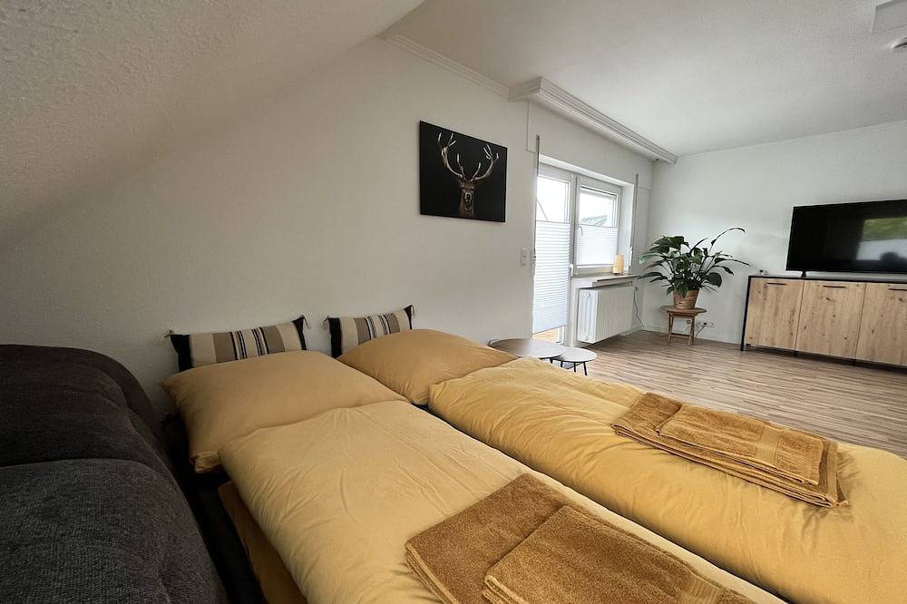 Ganze Wohnung, Gemütliche Ferienwohnung im historischen Winningen in Winningen, Osteifel