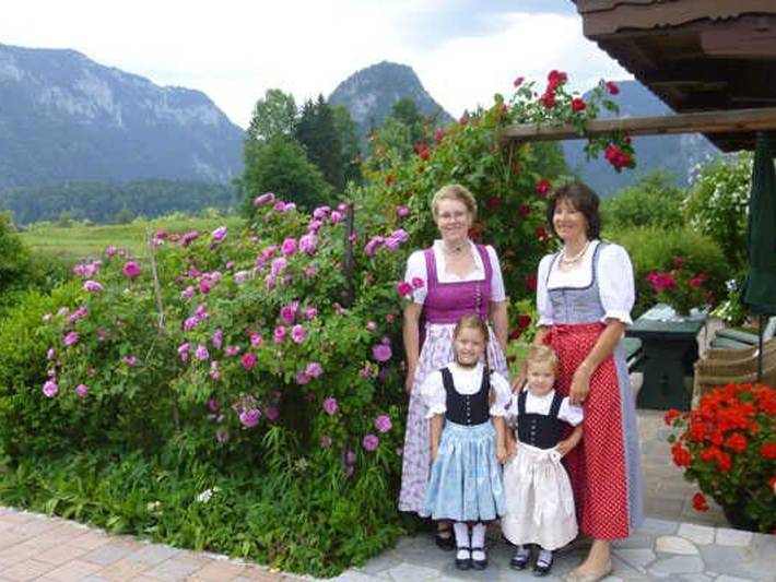 Ferienwohnung für 2 Personen, mit Balkon und Garten sowie Ausblick, kinderfreundlich in Inzell - 4