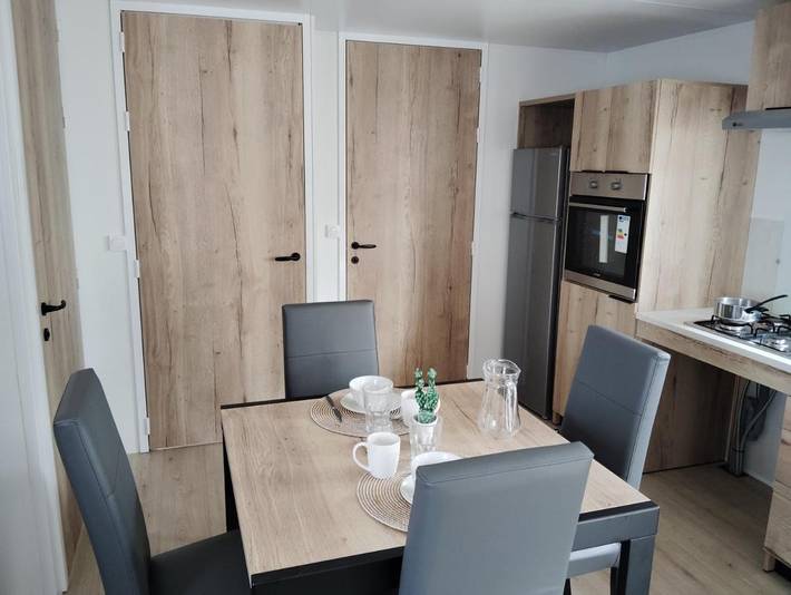 Camping pour 6 personnes, avec piscine et sauna ainsi que jardin et jacuzzi à Seignosse - 3