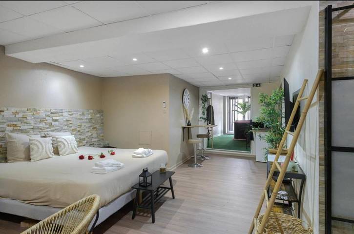 Chambre d’hôte pour 2 personnes, avec terrasse et jacuzzi