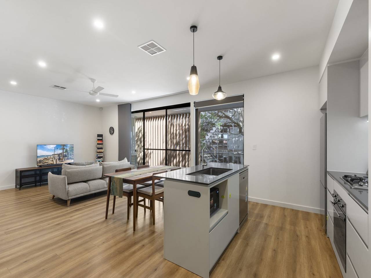 Apartamento entero, Elegante casa adosada de 3 habitaciones cerca de las afueras de la ciudad. in Adelaida (Australia), Australia Meridional