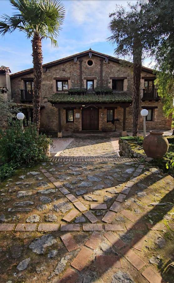 Casa rural para 2 personas, con Balcón y Terraza además de Jacuzzi y Jardín en La Vera