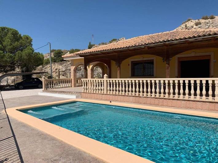 Casa rural para 7 personas, con piscina además de vistas y jardín, Se admiten mascotas en Fortuna - 3