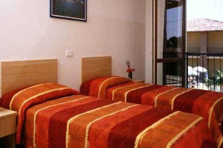 Ferienwohnung für 7 Personen, mit Pool und Garten in Peschiera del Garda - 3