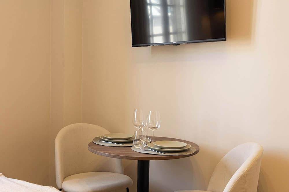 Apartamento entero, Modern and cozy air-conditioned studio in Le Pré-Saint-Gervais, Sena-Saint Denis