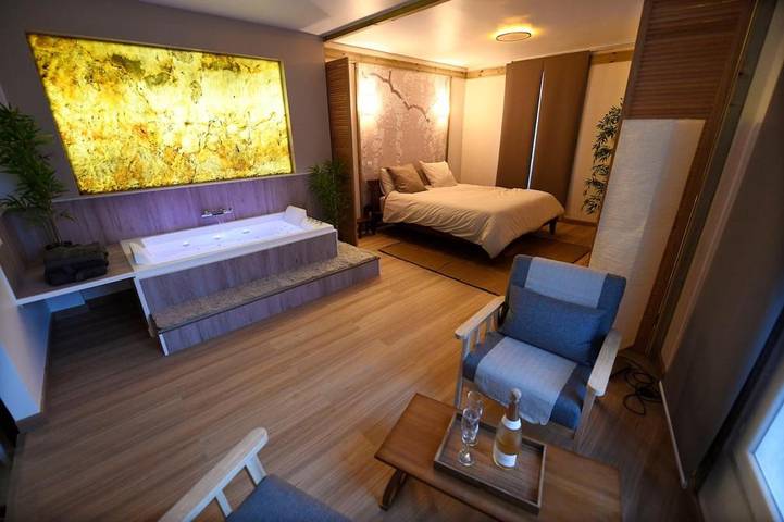 Gîte pour 2 personnes, avec vue, animaux acceptés à Conflans-Sainte-Honorine - 3