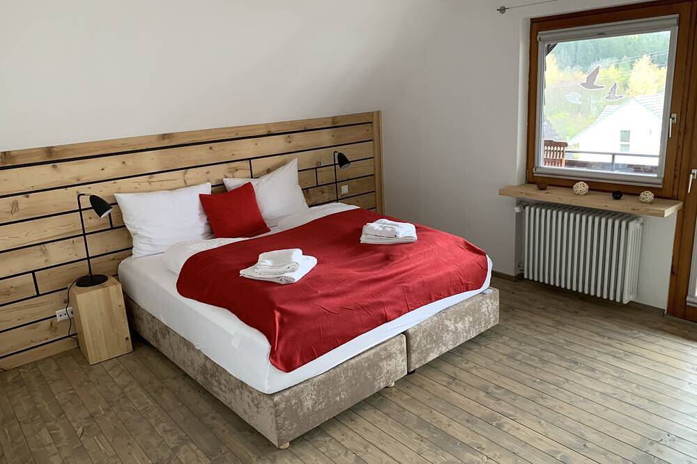 Ganze Wohnung, Kuckucksnest Wohnung links in Rötenbach (Friedenweiler), Friedenweiler