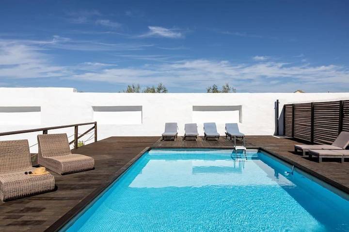 Casa rural para 10 personas, con Balcón y Terraza además de Jardín y Piscina en Alameda - 4