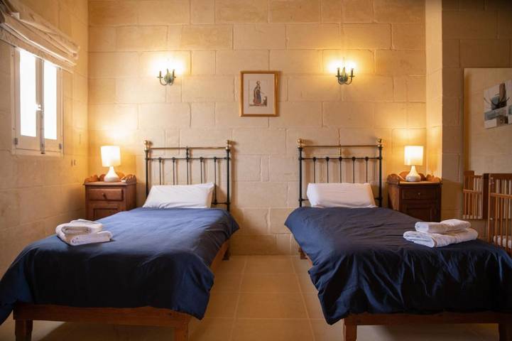 Location de vacances pour 10 personnes, avec jardin et piscine dans Sannat - 3