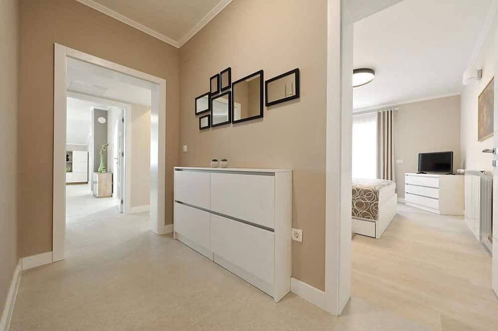 Villa in der Nähe von Biograd, privater Pool, 12 Personen, kostenloses Wlan, beste Wahl für Familien in Općina Sveti Filip i Jakov, Zadar