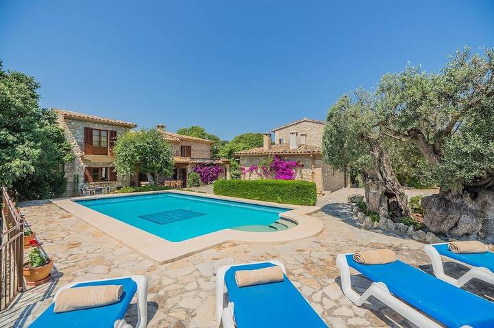 Ferienhaus für 10 Personen, mit Whirlpool und Garten sowie Balkon - 1