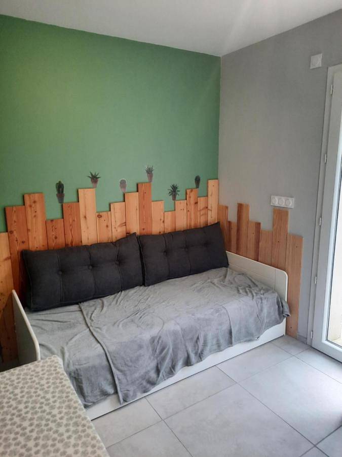 Appartement entier, Studio Saint Montan Ardèche in Saint-Montan, Privas (arrondissement)