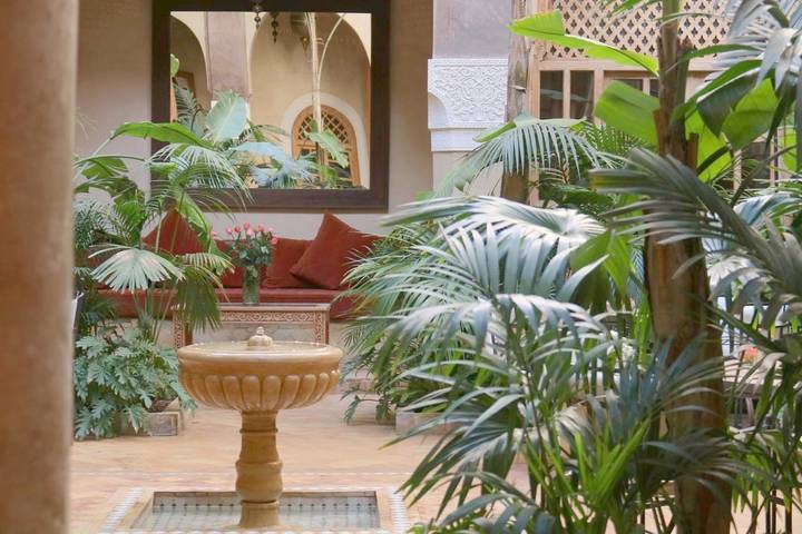 Alojamiento y desayuno para 3 personas, con jardín y piscina - 1