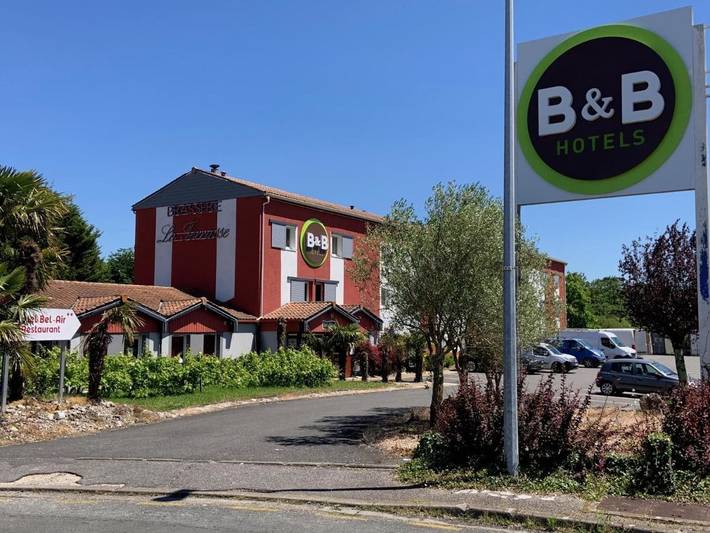 Hôtel pour 3 personnes, avec Terrasse et Jardin à Le Haillan