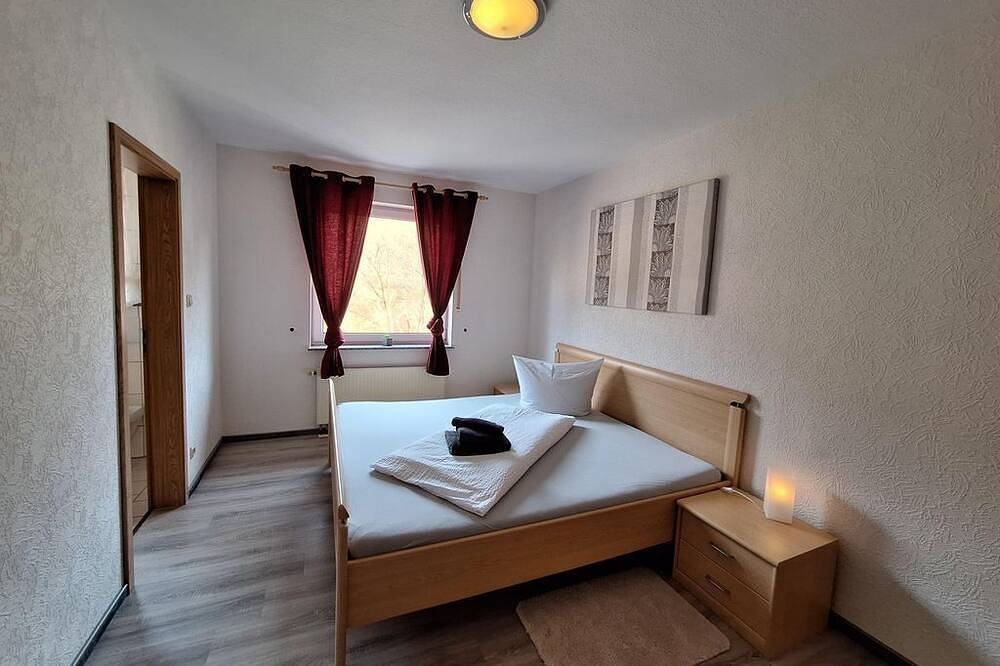 Doppelzimmer Dusche/Wc - Hotel | Restaurant | Forellenzucht in Burg Eltz, Macken