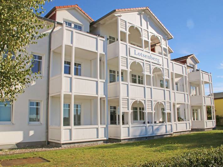 Ferienwohnung für 4 Personen, mit Garten und Ausblick sowie Seeblick und Balkon, mit Haustier - 1