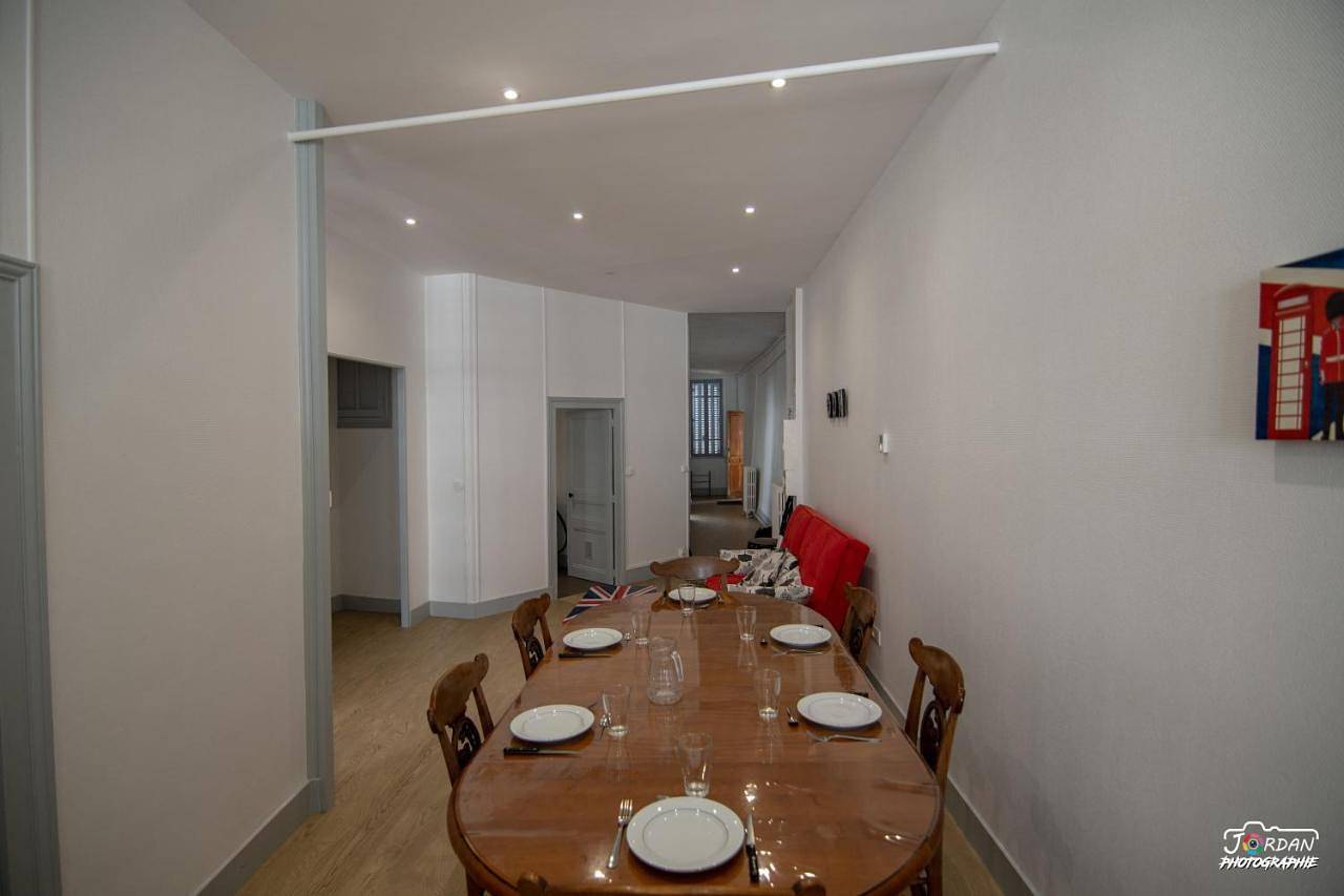 Appartement entier, Hyper centre - 3 chambres - Gare - wifi - cosy in Bourg-en-Bresse, Région de Bourg-en-Bresse