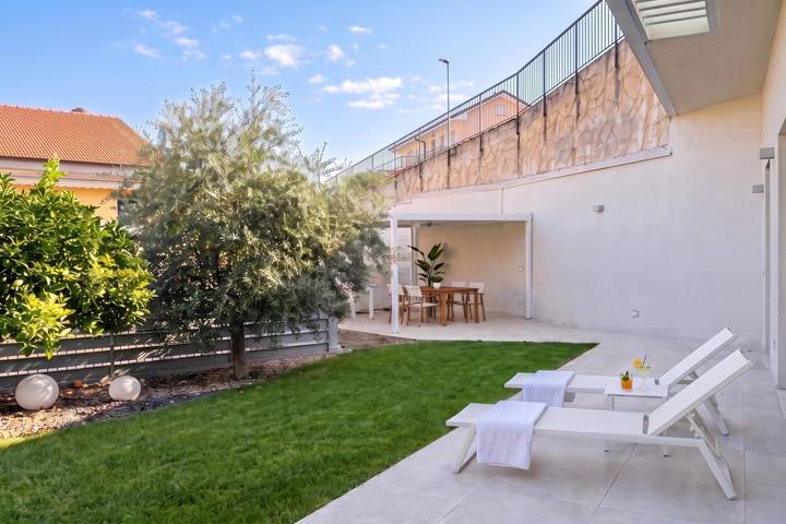 Appartement entier, Villa Venere With Garden & Parking in Ceriale, Riviera di Ponente