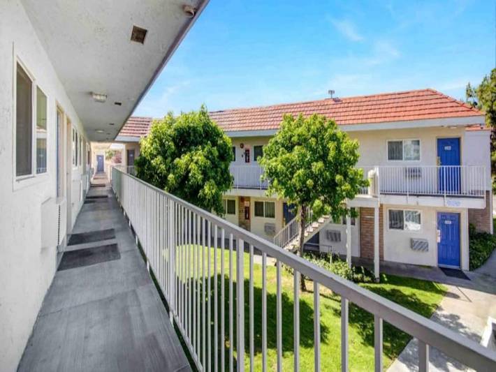 Apartamento entero, Acogedora habitación con 2 camas matrimoniales | Mini refrigerador in San José, Silicon Valley