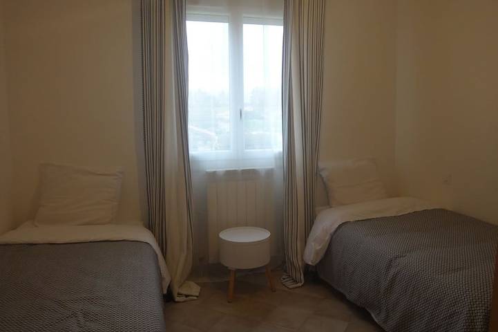 Location de vacances pour 6 personnes, avec jardin et balcon à Eyguières - 2