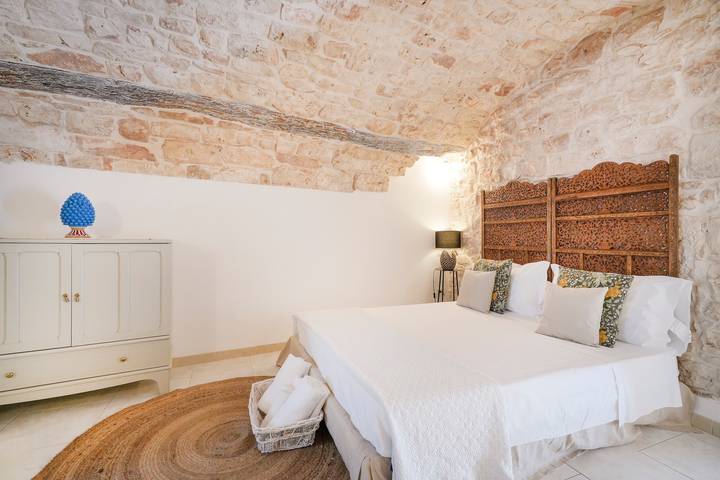 Holiday Home 'Le Badesse Mitrate' with Wi-Fi and Air Conditioning in Conversano, Bari Provinsen