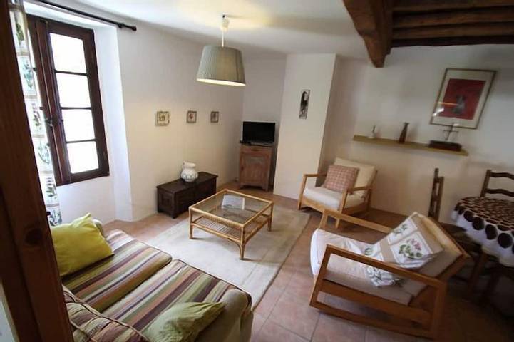 Gîte pour 4 personnes, avec piscine et jardin à Le Tech - 3