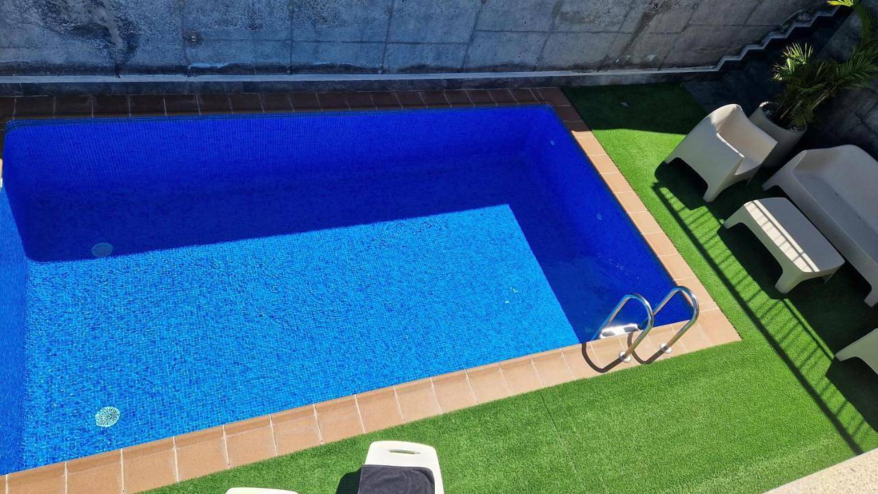 Villa Atlantic Blue - Private Heated Pool and Ocean Views in Cuesta de la Villa, Santa Úrsula