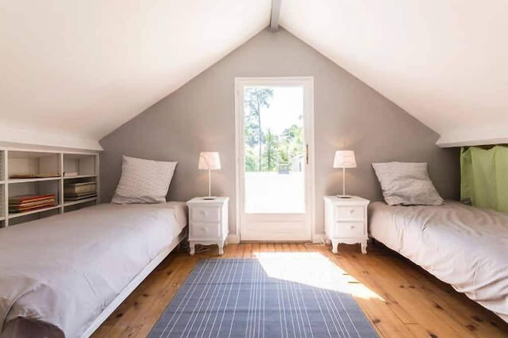 Maison familiale de style Basque avec annexe - Plage à moins de 600 m ! in La Baule-Escoublac, Côte d'Amour