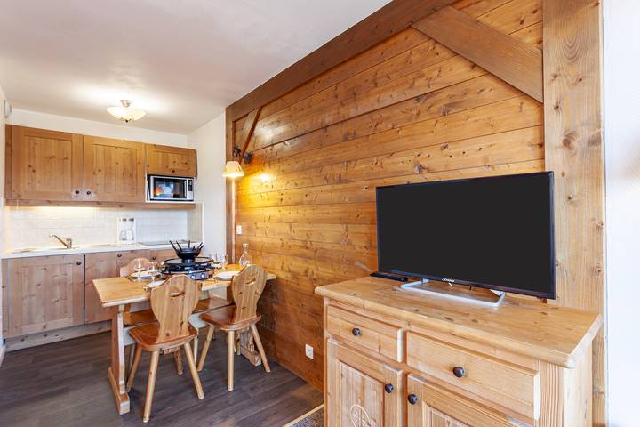 Gîte pour 4 personnes, avec balcon et piscine dans Office De Tourisme Du Corbier - 3