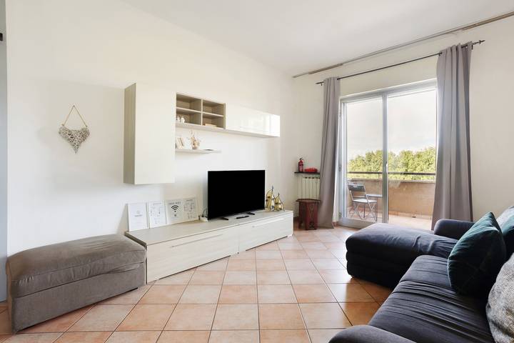 Appartamento intero, Appartamento 'Burago Flat' con balcone, Wi-Fi e aria condizionata in Burago di Molgora, Brianza