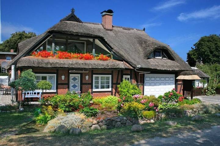 Ferienhaus für 3 Personen, mit Sauna und Balkon in Middelhagen