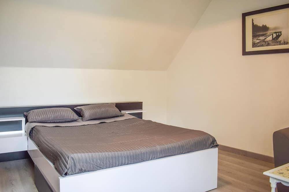 Schönes 1-Zimmer-Haus in Goudelin in Goudelin, Guingamp Region