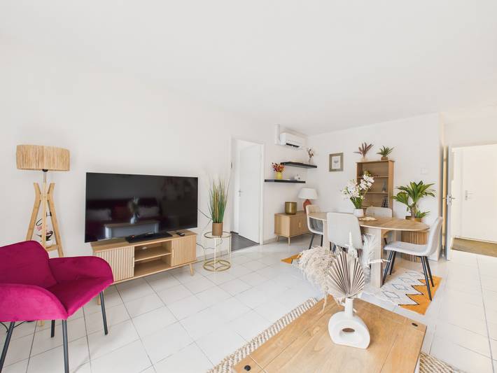 Maison de vacances pour 6 personnes, avec Terrasse et Jardin à Terrasson-Lavilledieu