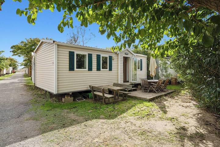 Bungalow pour 6 personnes, avec Terrasse et Piscine à Sète