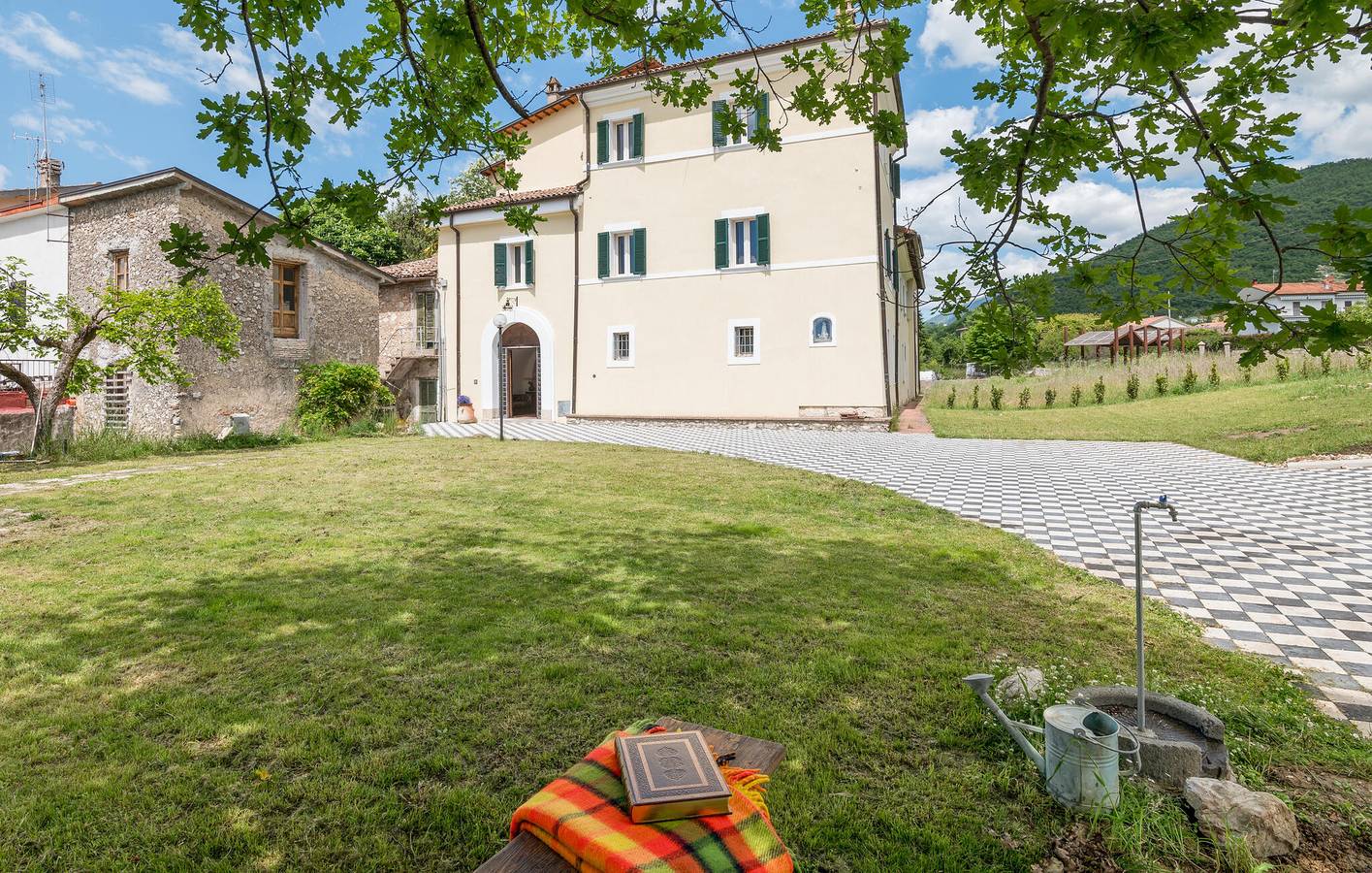 Ferienhaus für 12 Personen mit Terrasse in Rieti, Rieti Provinz