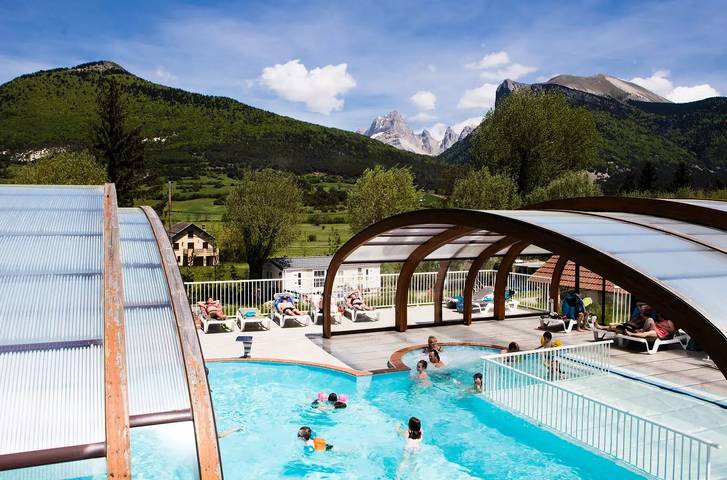 Camping pour 4 personnes, avec terrasse et piscine, animaux acceptés dans la Drôme - 2