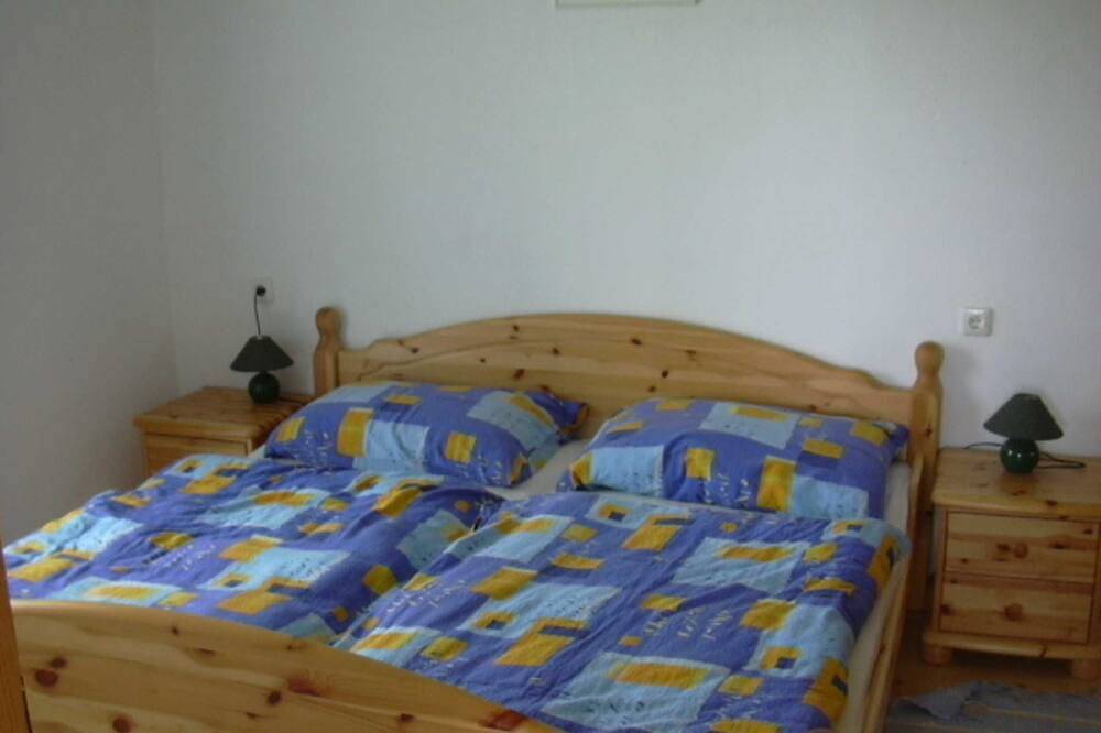 Ganze Wohnung, Handlhof - Ferienwohnung Irrseeblick in Zell am Moos, Mondsee & Irrsee