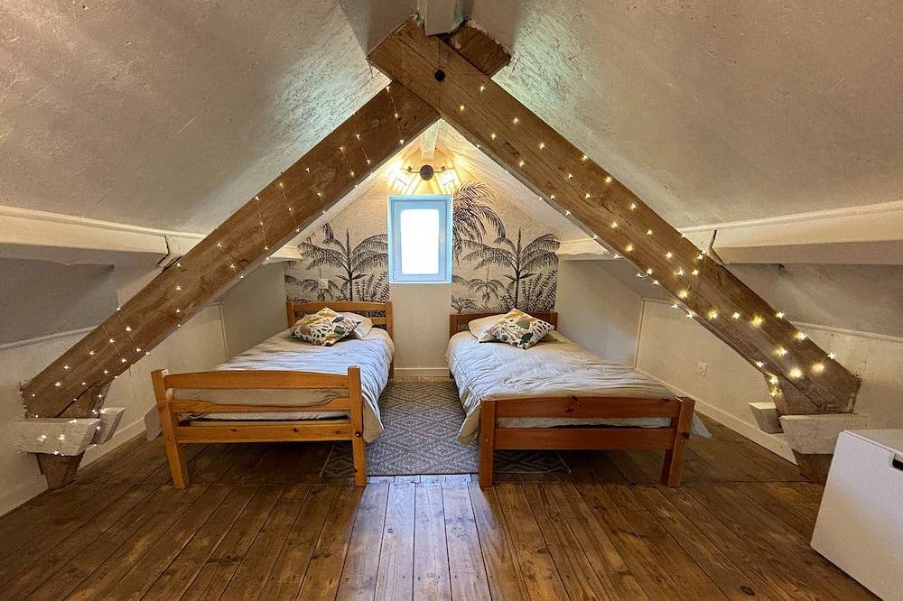 \"vers L'horizon\" - Maison de Vacances à 800m de Cajarc Dans le Lot in Salvagnac-Cajarc, Massif Central