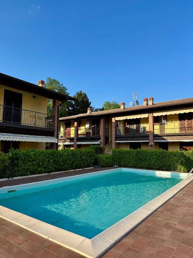 Ferienhaus für 4 Personen, mit Pool und Balkon