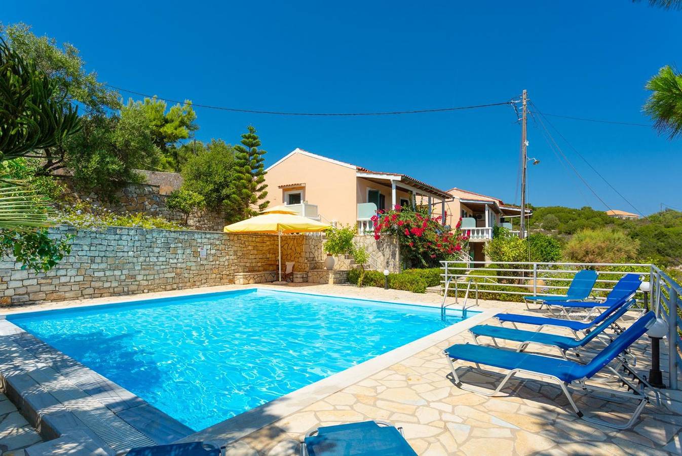 Ganzes Studio, Studio 'Dolphin 2' mit Meerblick, Wi-Fi und Klimaanlage in Paxos