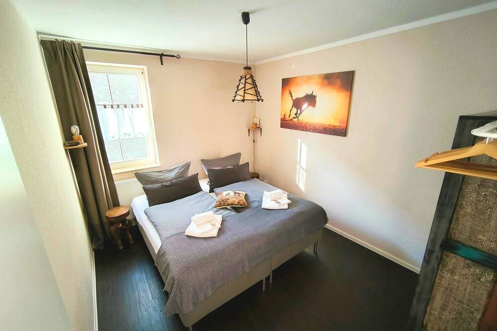 Apartamento inteiro, Apartamento / app. para 5 pessoas com 58m² em Mühlhausen / Thuringia (68429) in Muhlhausen, Unstrut-Hainich