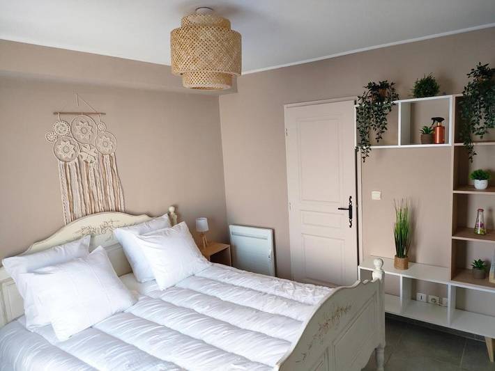 Gîte pour 2 personnes, avec piscine et jardin à Fos-sur-Mer - 2