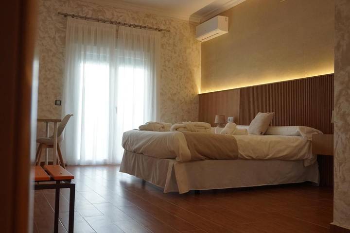 Casa de vacaciones para 10 personas, con terraza y jacuzzi en Provincia de Albacete
