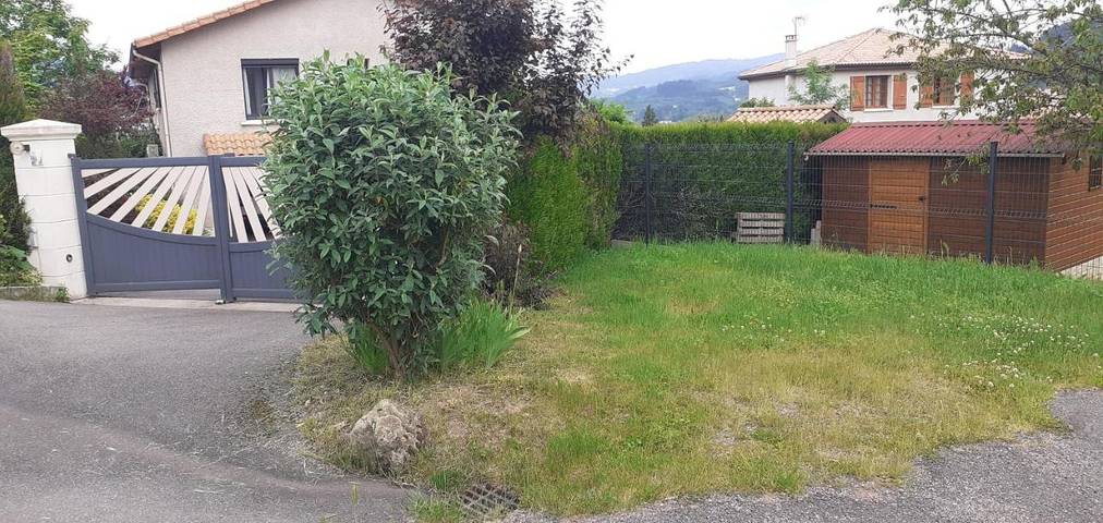Gîte pour 2 personnes, avec jardin ainsi que vue et terrasse dans Chauffailles - 3