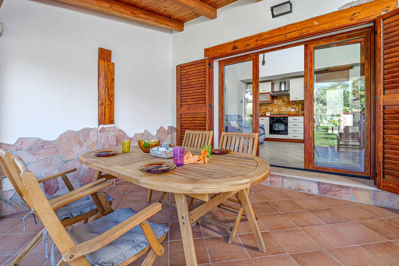 Ferienhaus "Villetta I Gerani" mit Privater Terrasse, Gemeinschaftsgarten und Klimaanlage in San Teodoro, Olbia-Tempio