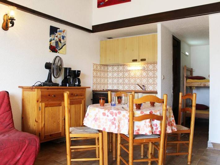 Ferienhaus für 4 Personen, mit Terrasse und Seeblick, mit Haustier in Frankreich - 2