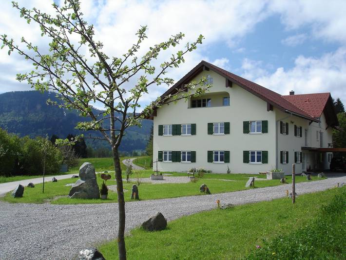 Ferienwohnung für 2 Personen, mit Balkon und Terrasse sowie Garten in Immenstadt - 2