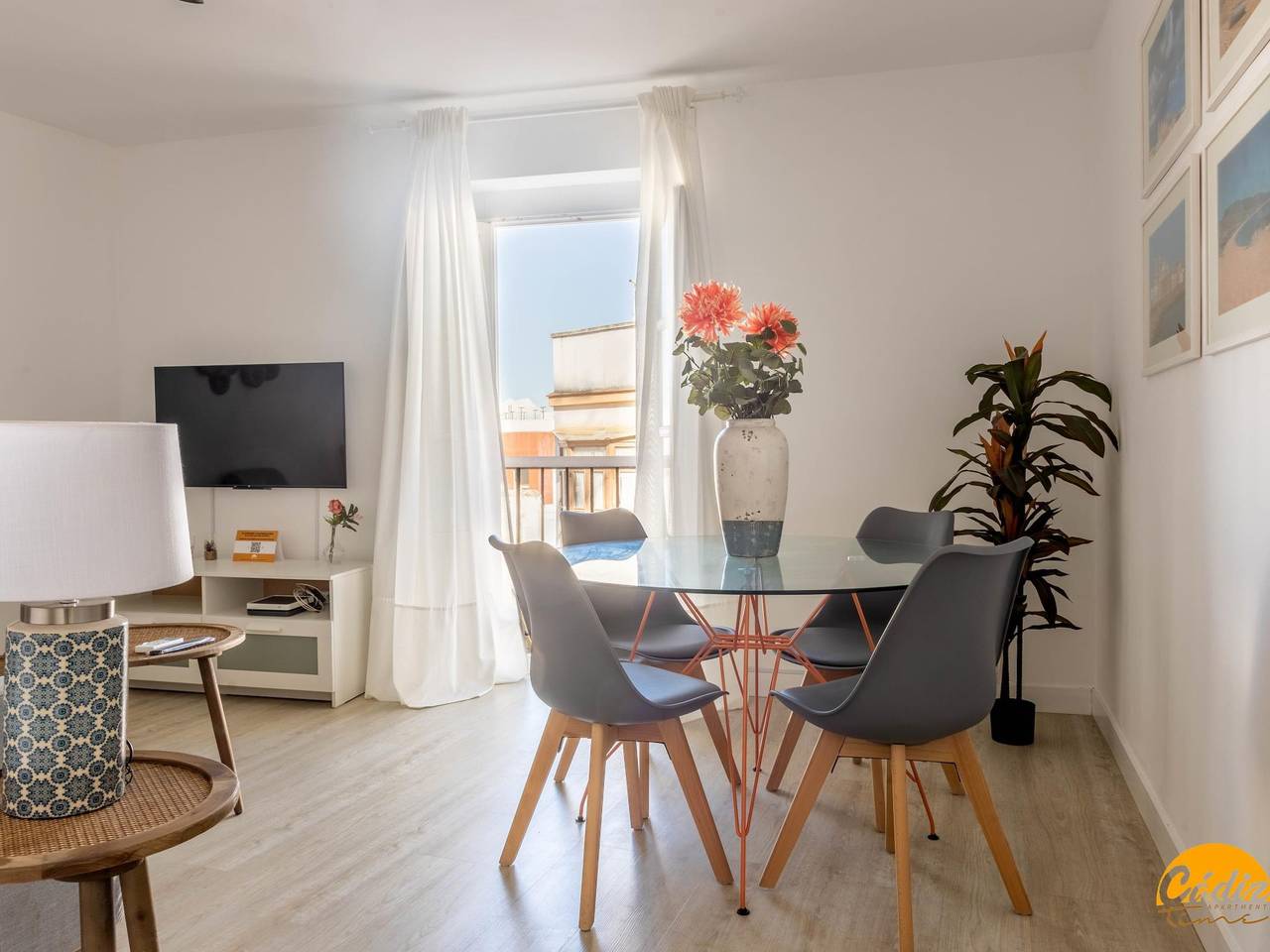 Entire vacation apartment, Apartamento Oceano by Cadiz Time in Cadiz Old Town, Cádiz