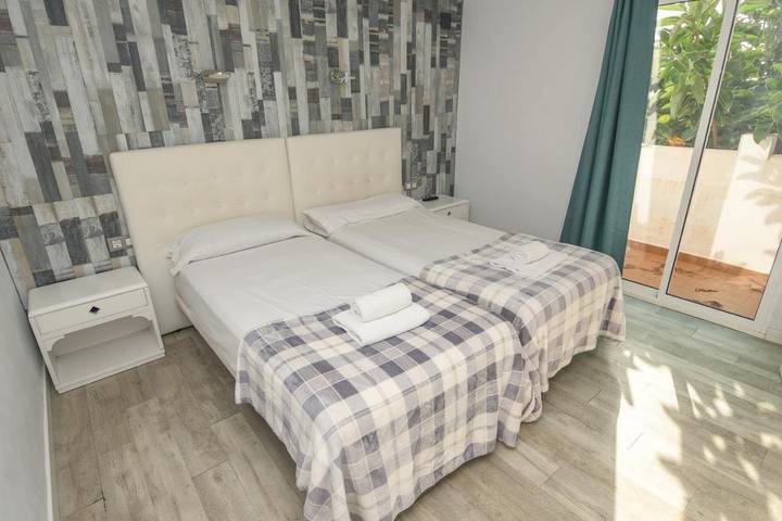 Maison d’hôte pour 2 personnes, avec balcon et vue à Cala d'Or